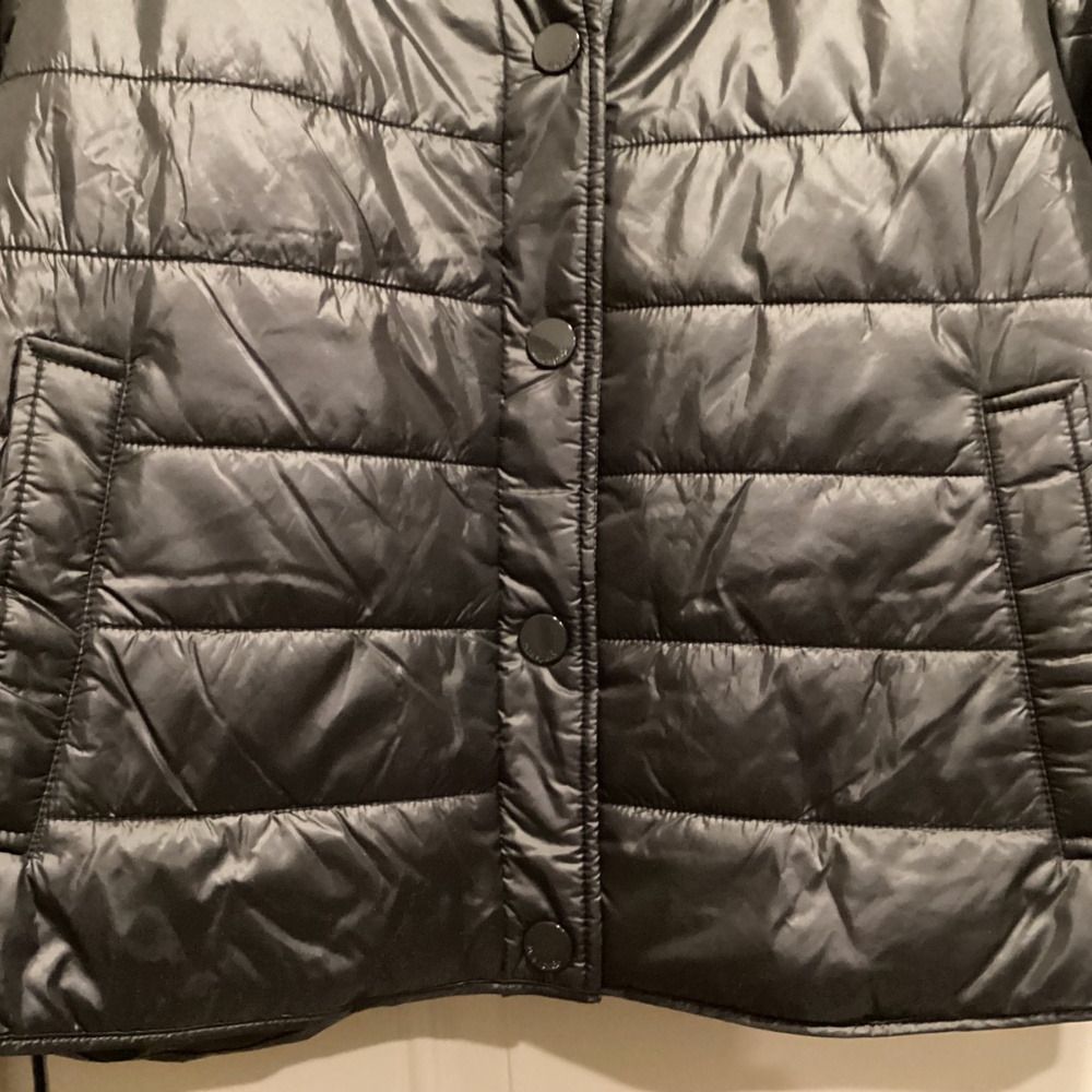 Kate Spade New York Quilted Water Resistant Jacket, size XL - Picture 6 of 12